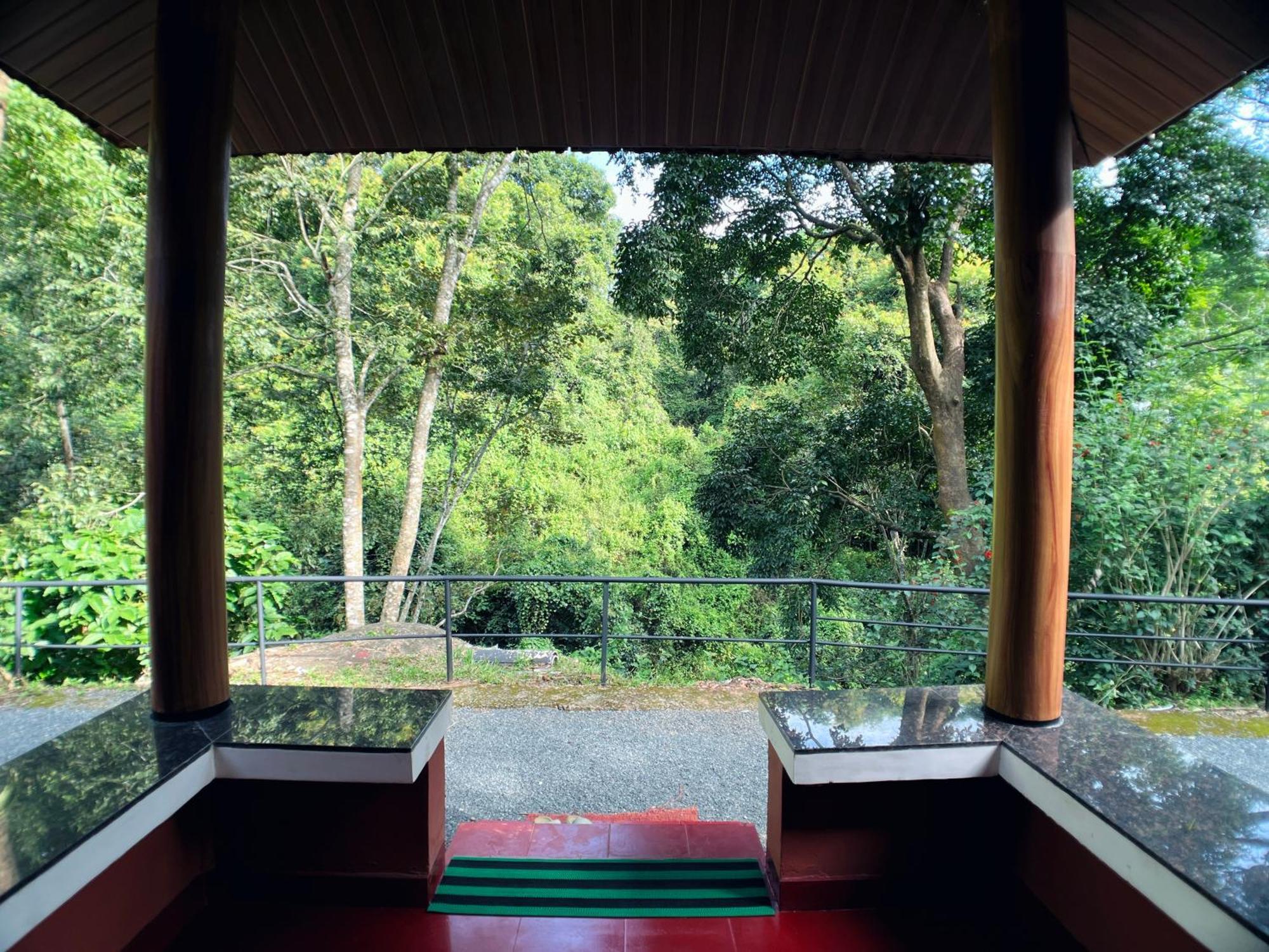Mahout Resort Wayanad - An Experiential Jungle Stay With Waterfall Калпетта Екстер'єр фото